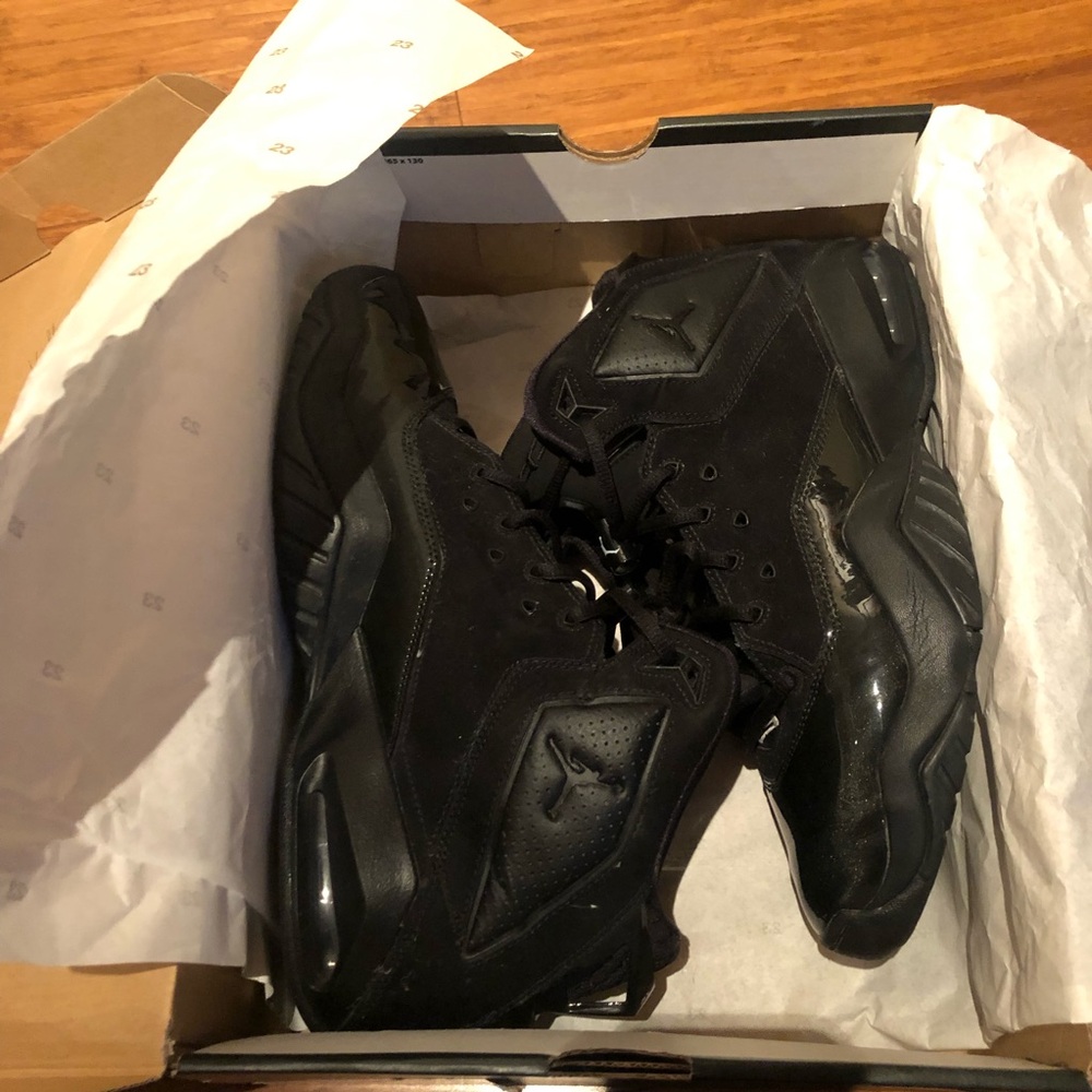 Jordan b’loyal